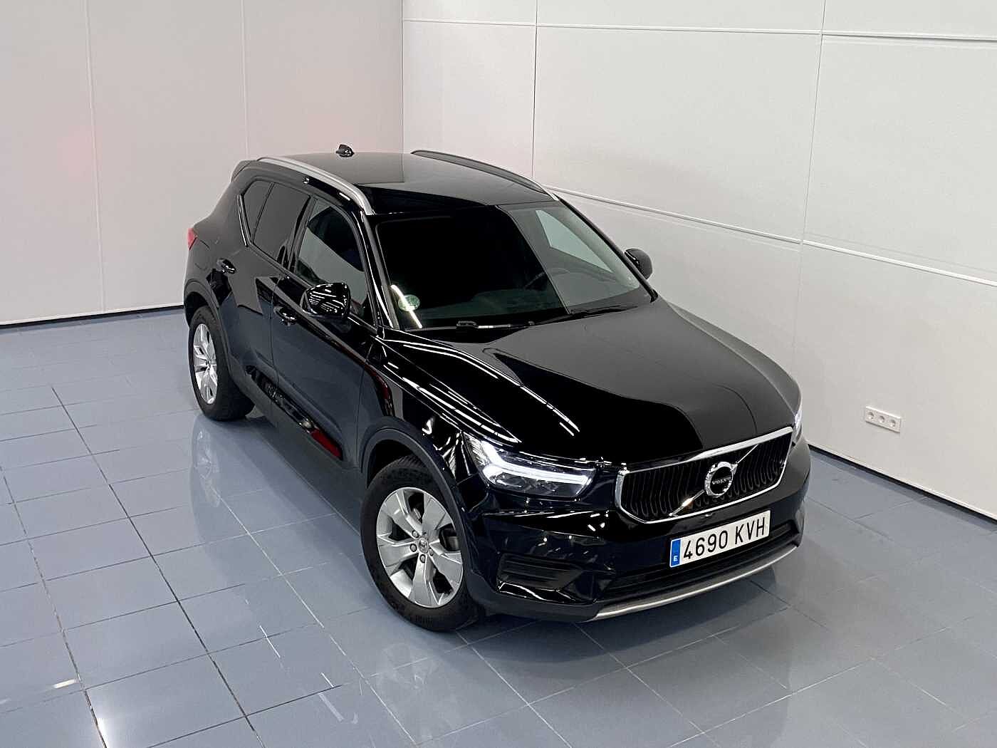 Volvo  XC40 D4 AWD Momentum Automático